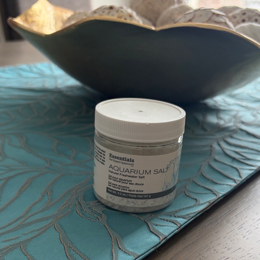 Essentials Pet Expert Approved Aquarium Salt - White Jar and Blue Label Accents